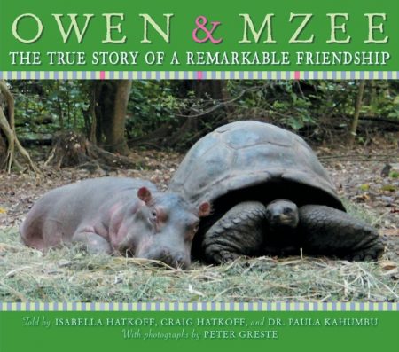 Owen and Mzee: The True Story of a Remarkable Friendship - 9780439829731