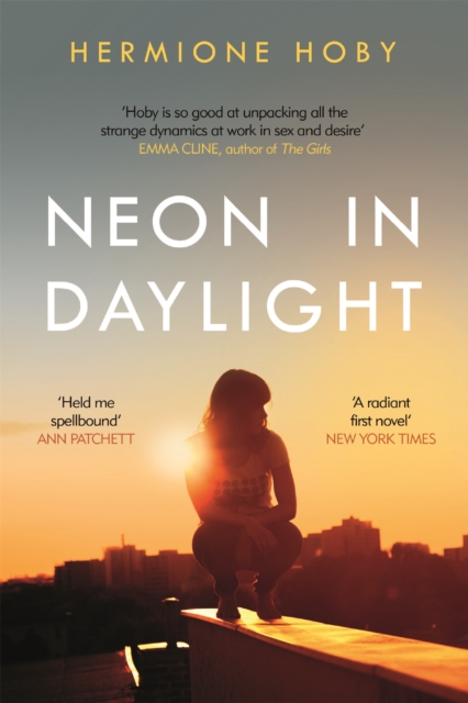 Neon in Daylight - 9781409184621